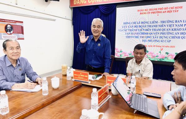 BAN LIÊN LẠC CỰU CÁN BỘ ĐOÀN PHÍA NAM KHẢO SÁT VIỆC VẬN HÀNH CHÍNH QUYỀN 2 CẤP TẠI PHƯỜNG AN HỘI TÂY. BAN LIÊN LẠC CỰU CÁN BỘ ĐOÀN PHÍA NAM KHẢO SÁT VIỆC VẬN HÀNH CHÍNH QUYỀN 2 CẤP TẠI PHƯỜNG AN HỘI TÂY.
