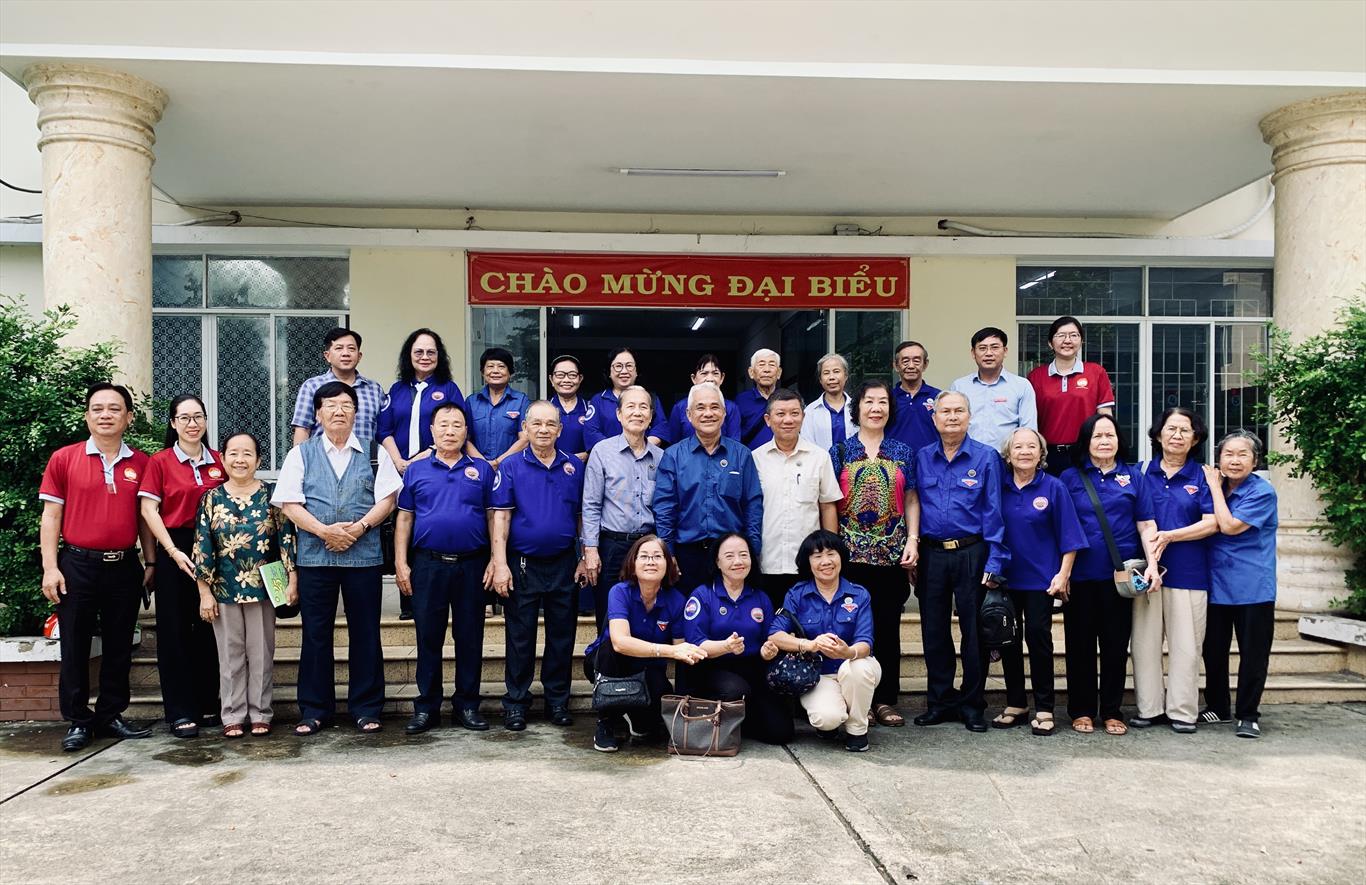 BAN LIÊN LẠC CỰU CÁN BỘ ĐOÀN PHÍA NAM KHẢO SÁT VIỆC VẬN HÀNH CHÍNH QUYỀN 2 CẤP TẠI PHƯỜNG AN HỘI TÂY. BAN LIÊN LẠC CỰU CÁN BỘ ĐOÀN PHÍA NAM KHẢO SÁT VIỆC VẬN HÀNH CHÍNH QUYỀN 2 CẤP TẠI PHƯỜNG AN HỘI TÂY.